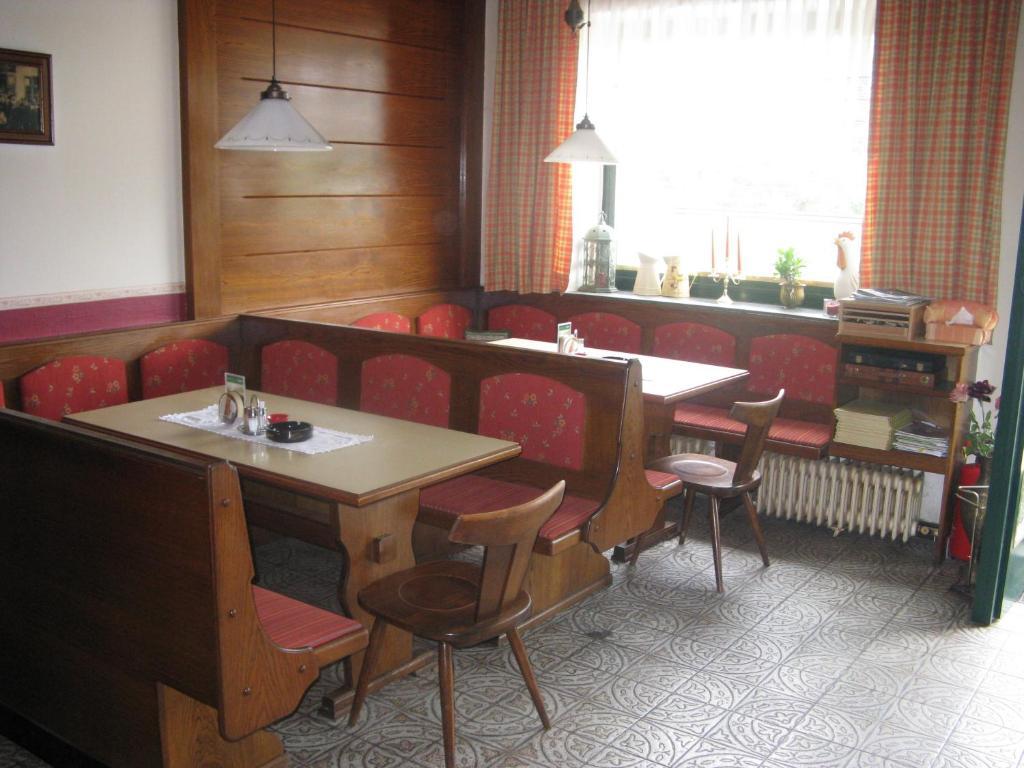 Gasthaus Roter Hahn Hotel Hoflein an der Donau Exterior photo