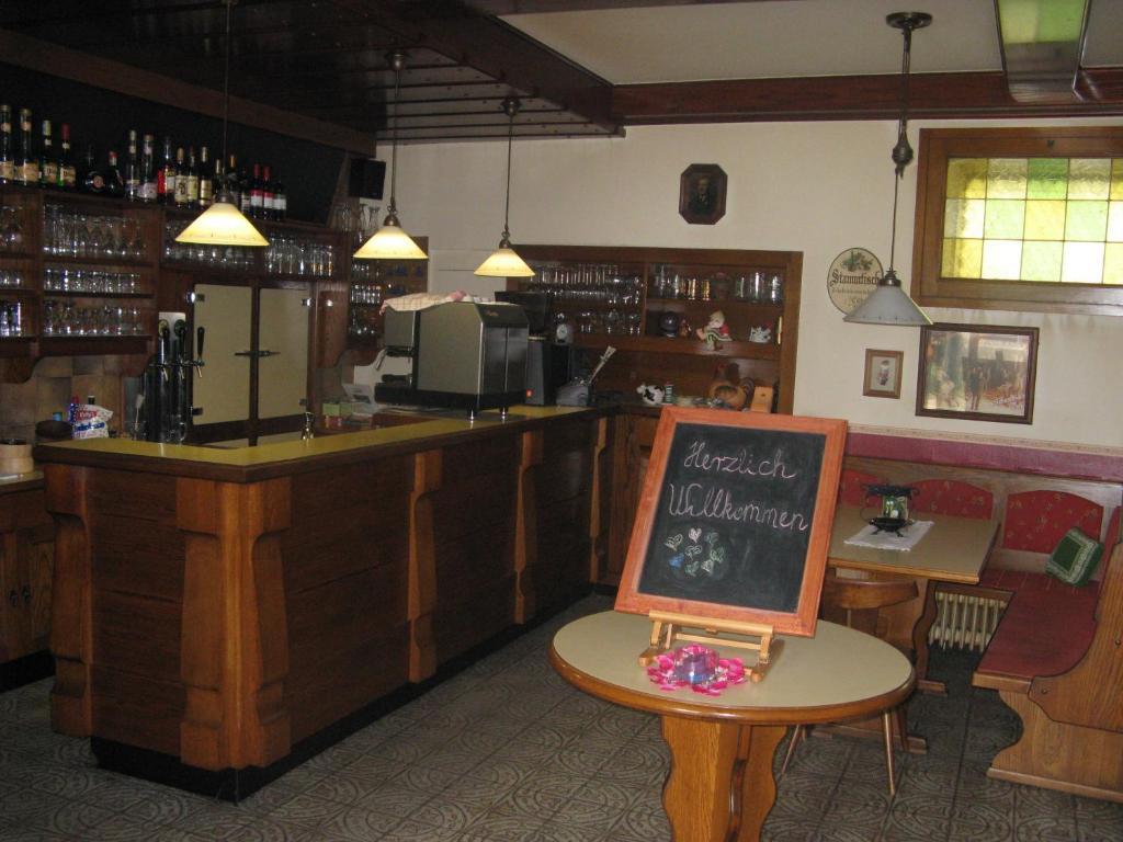 Gasthaus Roter Hahn Hotel Hoflein an der Donau Exterior photo